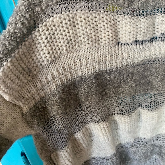 Aeropostale Cardigan Open Weave mixed Textures Oversized For Tween Teen or Adult - Picture 7 of 9